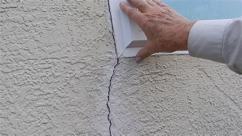 Descriptions, videos, and pictures of all of the ongoing construction problems in my Lennar home. . Lennar homes stucco problems